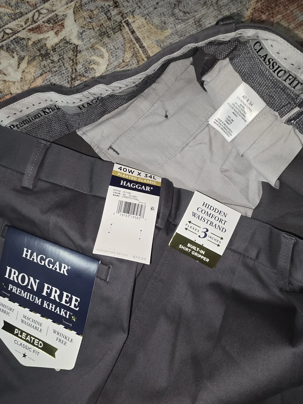 Haggar Men's Dark Gray Pleated Dress Pants